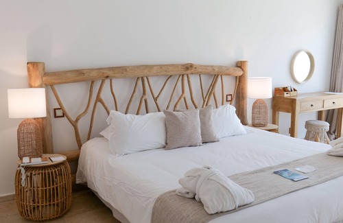 Porto-Vecchio Hotel | Le Roi Théodore