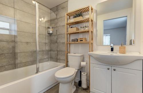 Quartier 5-4 Apartment | Le Royale - Havre de paix