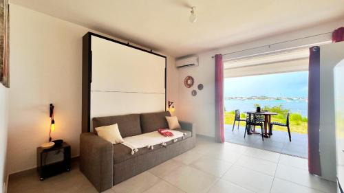 Marigot Apartment | Le Sea-Breeze - Beau studio piscine VUE LAGON