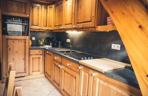 Saint-Chaffrey Apartment | Le Serre d'Or, large apartment at the foot of the slopes