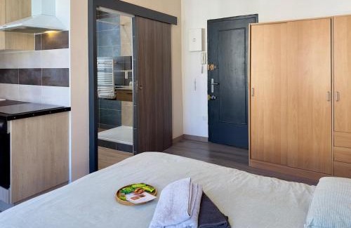 Cognac Apartment | Le Simplicity