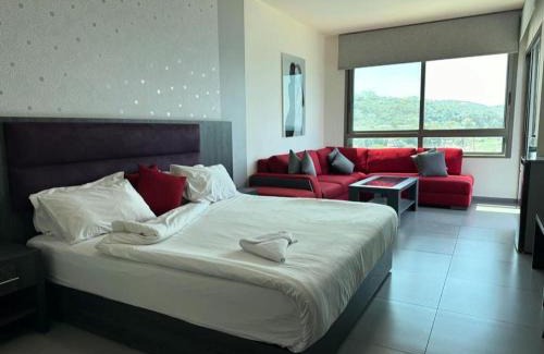 Batroun Resort | Le Six Hotel And Resort