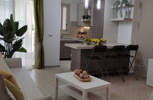 Santa Teresa di Riva Apartment | Le sorelle 1 casa vacanze vicino Taormina