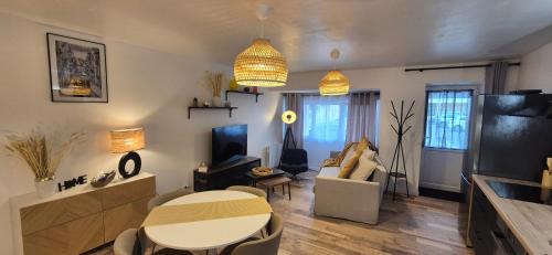 Mayenne Apartment | Le ST Martin, Appartement de 45 m avec chambre séparé