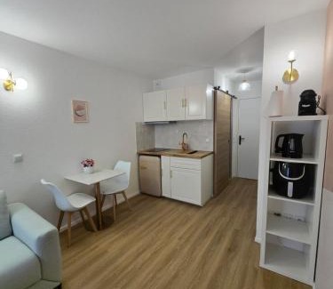 Bussy-Saint-Georges Apartment | Le Studio Pastel