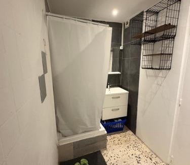 Beziers City Centre Apartment | Le study