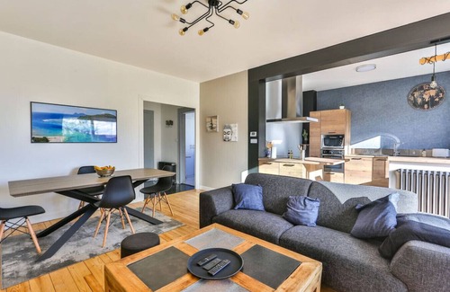 Cognac Apartment | Le Tropi'Cognac - Center - Terrace garden - 3 BR