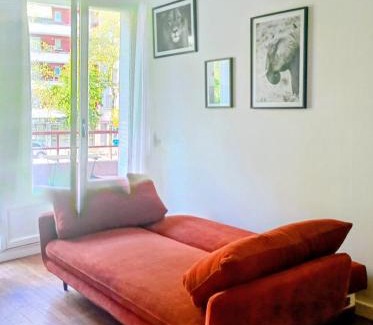 Quartier des Eaux-Claires Apartment | Le Vallier Catane