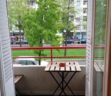 Quartier des Eaux-Claires Apartment | Le Vallier Catane