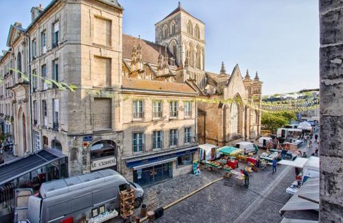 Centre Ancien Apartment | Le Vauquelin - Hypercentre - Wifi