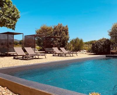 Saint-Saturnin-les-Apt Bed & Breakfast | Le Vieux Portail