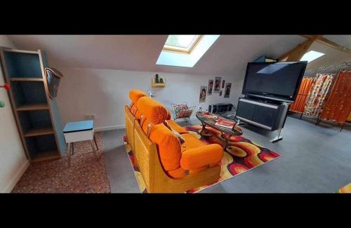 Broin Apartment | Le Vin-Tage