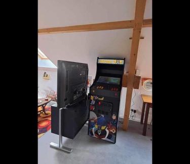 Broin Apartment | Le Vin-Tage