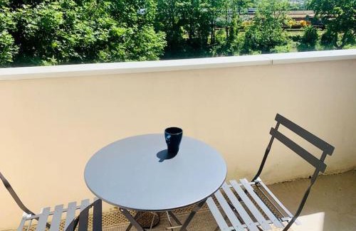 Alphonse Guerin Apartment | Le Wild, Superbe studio au bord de la vilaine