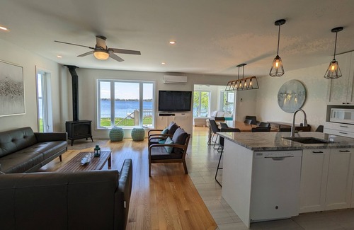 Beaulac-Garthby Ski Chalet | Le Zéphyr - Waterfront