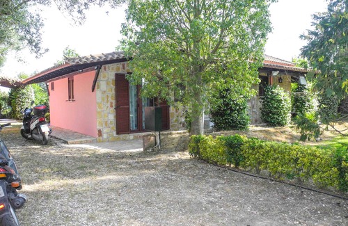 Ilida House | Lea΄s Home is the ideal place to rest and relax nearby