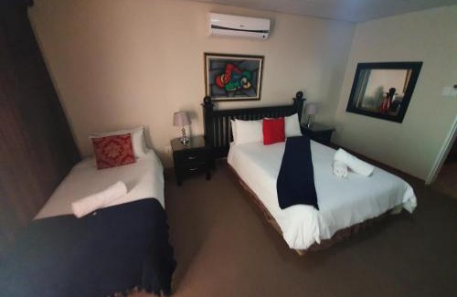 Ga-Segonyana Cabin | Leach Lodge