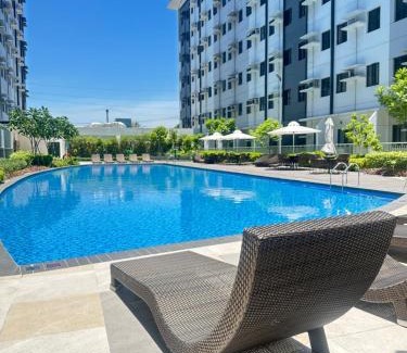 Muntinlupa Apartment | Leaf Residences Muntinlupa - The Mint Pearl Stay 2 bedroom