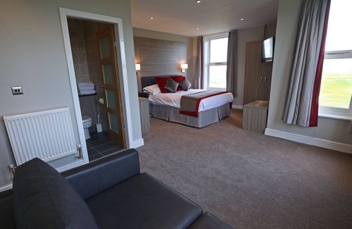 Moreton Hotel | Leasowe Castle