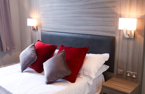 Moreton Hotel | Leasowe Castle