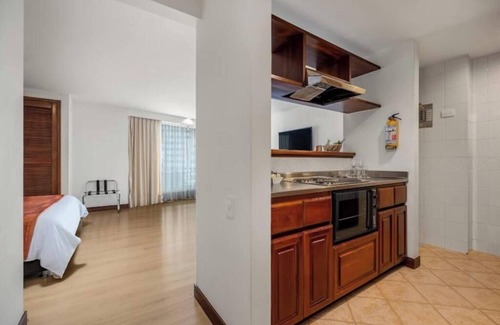 La Aguacatala Apartment | Leblon Suites Hotel STD3 -Breakfast Buffet-42m2-AA