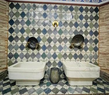 Plomari House | Leda Hamam House