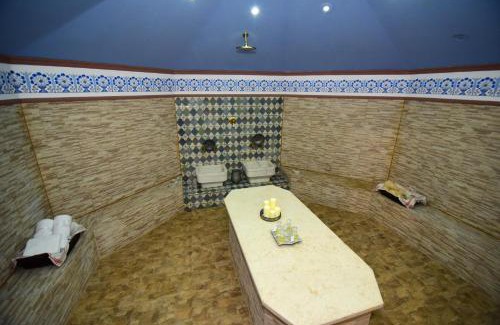 Plomari House | Leda Hamam House