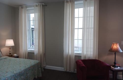 Maysville Hotel | Lee House Inn