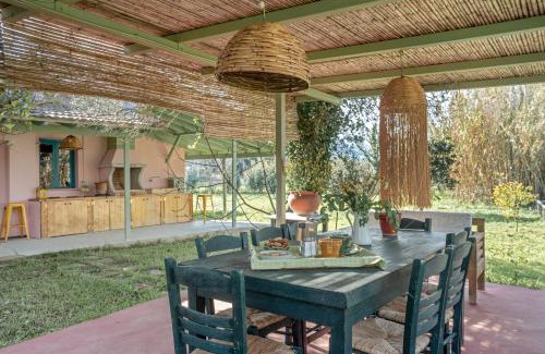 Kalligoni House | Lefkadas Bohemian Cottage