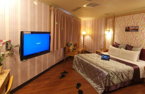Hsinchu City Centre Hotel | Left Bank Hotel