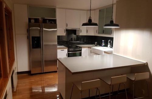 Alna Apartment | Leilighet(75m²)+hage(40m²) 20 min fra sentrum
