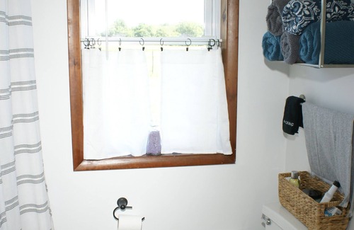 Middlebury Other | Lemon Hill Amish Guest House. . . an Amish themed, whole house experience.