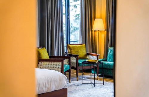Nathia Gali Hotel | Lemon Lodges By Roomy, Nathiagali