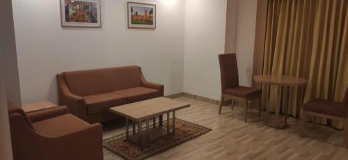 Coimbatore Hotel | Lemon Tree Hotel Coimbatore