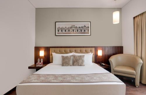 Hubli Hotel | Lemon Tree Hotel, Hubli