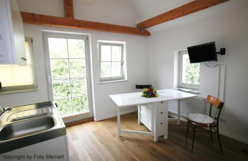 Werder Apartment | Lendelhaus & Historische Saftfabrik Werder