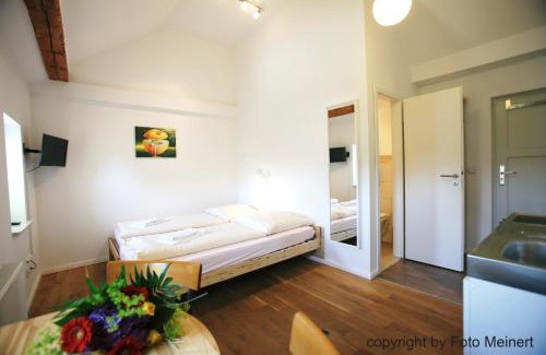 Werder Apartment | Lendelhaus & Historische Saftfabrik Werder