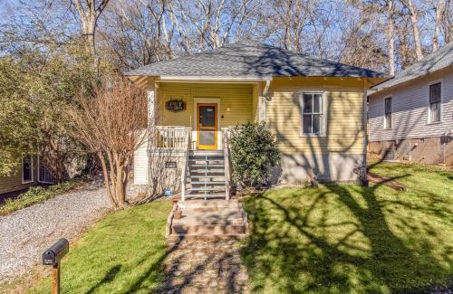 Athens House | Lenoir Cottage w covered patio and fire pit