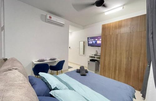 Kota Warisan Apartment | Lenore & Myna Suite at Alanis Residence Sepang, KLIA Homestay Apartment