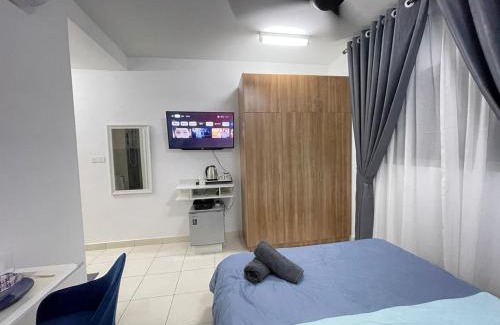 Kota Warisan Apartment | Lenore & Myna Suite at Alanis Residence Sepang, KLIA Homestay Apartment