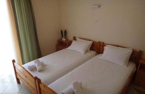 Mola Kalyva Apartment | Leonidas Apartments and suites