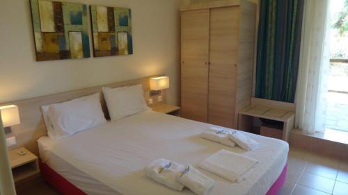 Mola Kalyva Apartment | Leonidas Apartments and suites