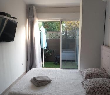 14th Arrondissement Apartment | les étoiles