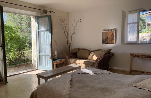 Tourrettes-sur-Loup Bed & Breakfast | Les 4 éléments