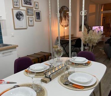 Villeneuve-sur-Lot Apartment | Les Apparts de la Bastide 35A