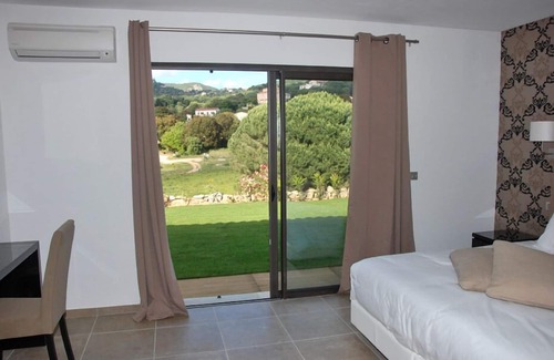 Alata Hotel | Les Bergeries d'Alata