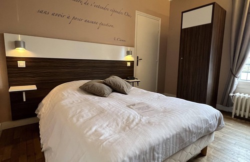 La Roche-Guyon Hotel | Les Bords de Seine