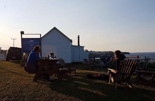 Cap-des-Rosiers Hotel | Les Cabines sur Mer