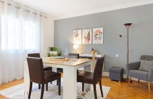Hauts-Paves - Saint-Felix Apartment | Les Capucines - Appt proche Talensac avec parking