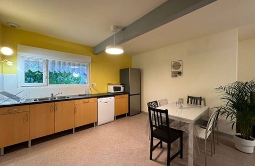 Chilly-le-Vignoble Apartment | Les Carnets de Voyages, a comfortable artists' residency!